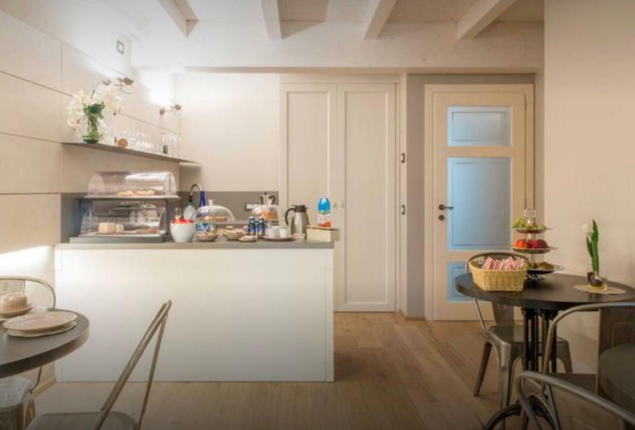 Accademia 21 Bed & Breakfast Mantua Dış mekan fotoğraf