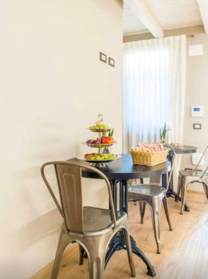 Accademia 21 Bed & Breakfast Mantua Dış mekan fotoğraf